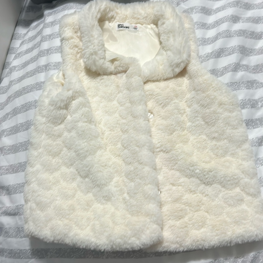 Epic Threads ivory vest with hearts